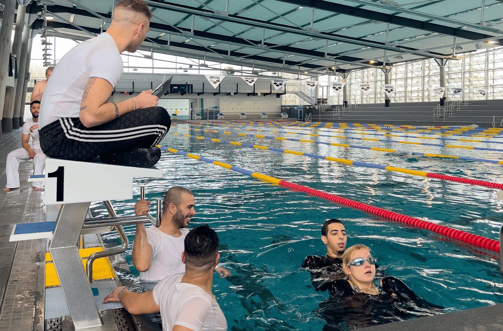 Training in der Schwimmhalle